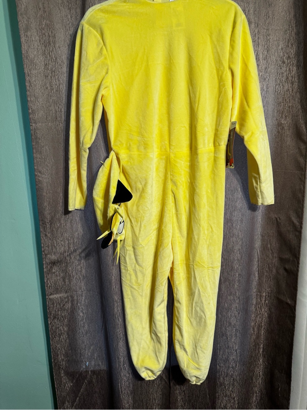 Disguise Pokémon Pikachu Deluxe Costume Children’s Size Medium 7/8 NWT - Picture 4 of 11